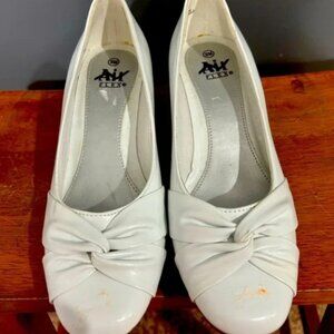 White Pumps